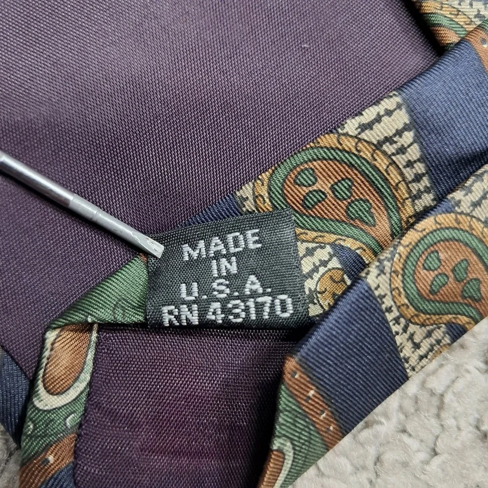 Requirements Mens Silk Necktie Navy Blue Green Paisley Striped Made in USA‎